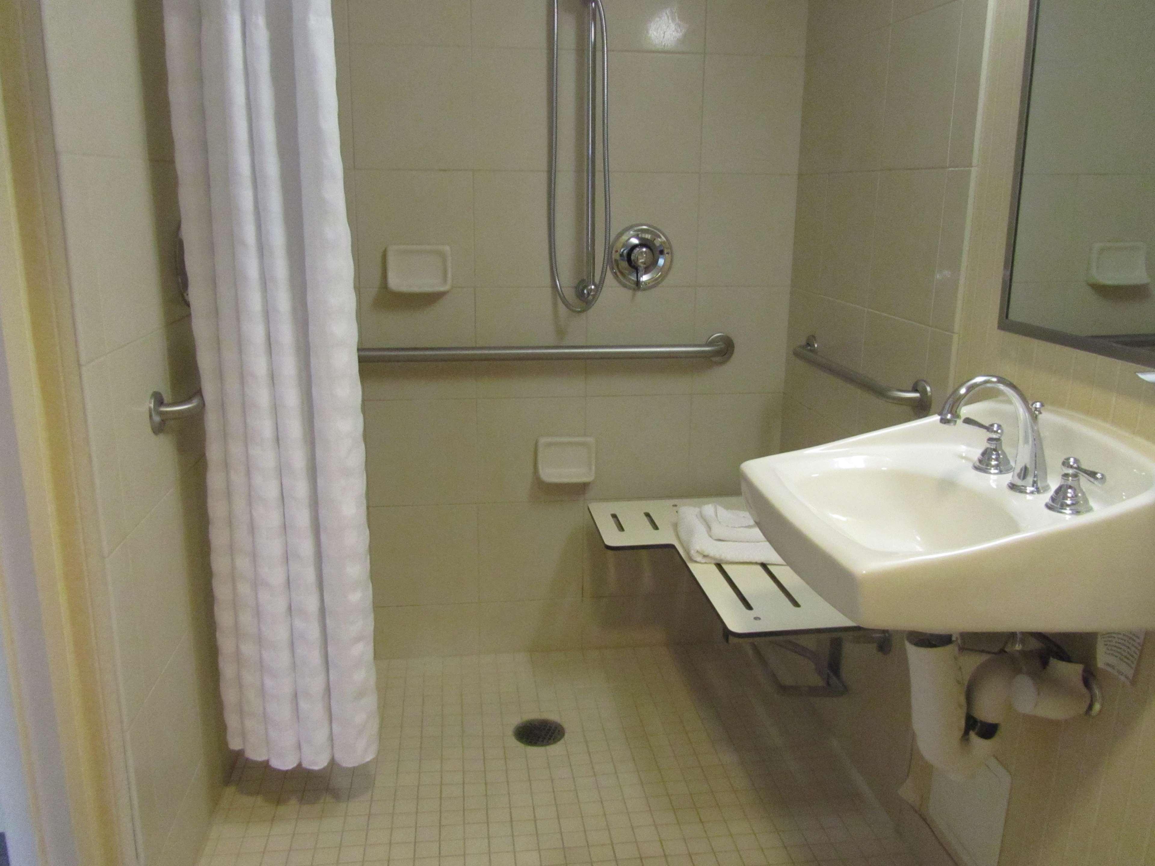 Doubletree By Hilton Princeton Ngoại thất bức ảnh