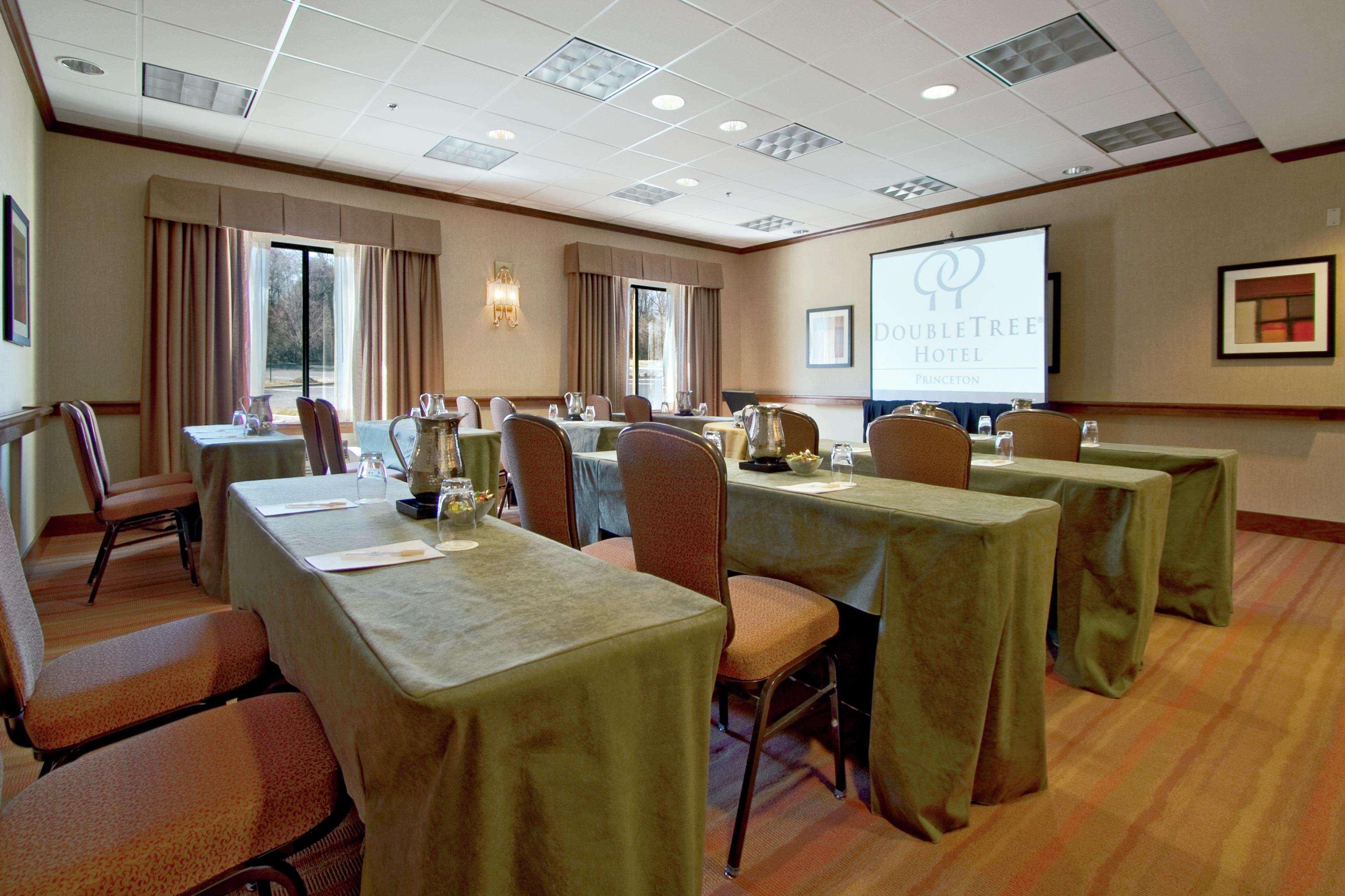 Doubletree By Hilton Princeton Ngoại thất bức ảnh