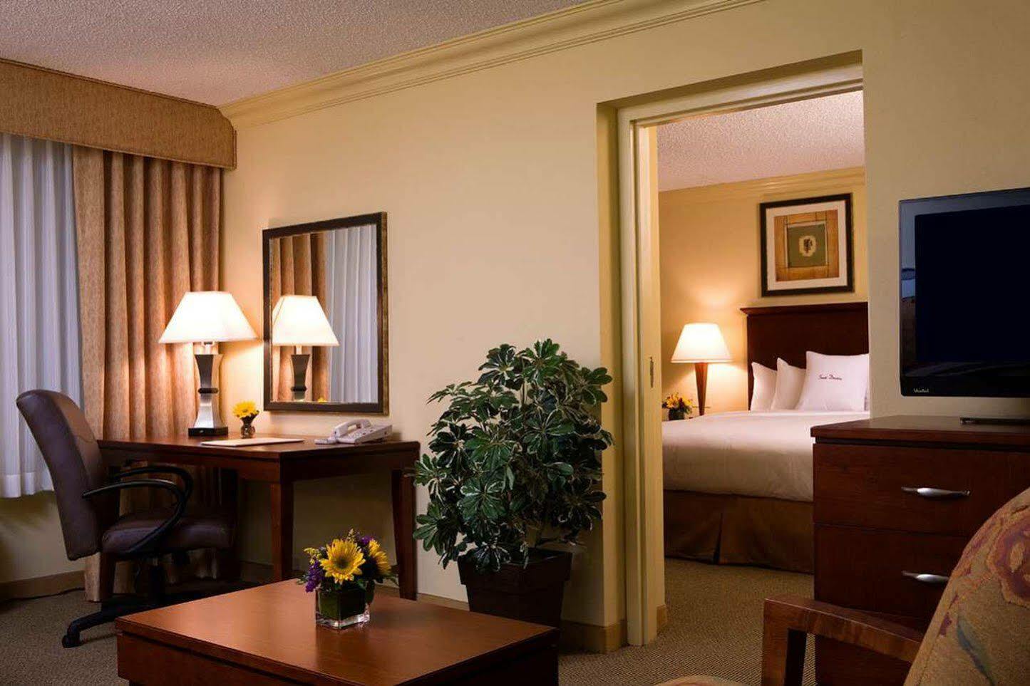 Doubletree By Hilton Princeton Ngoại thất bức ảnh